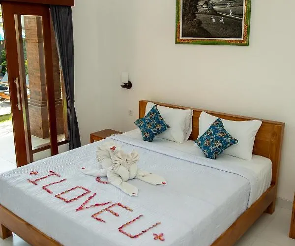Frangipani House And By Ecommerceloka Canggu (Bali)