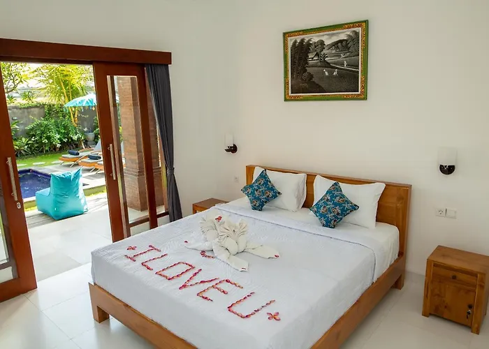 Frangipani House And By Ecommerceloka