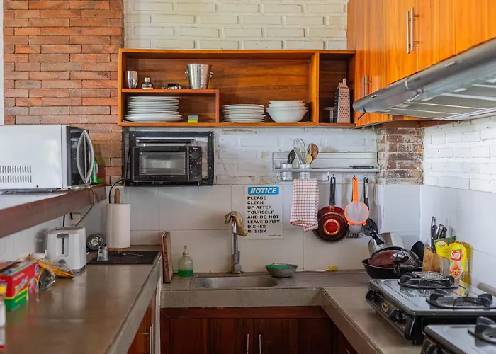 Frangipani House And By Ecommerceloka Guest house 3*